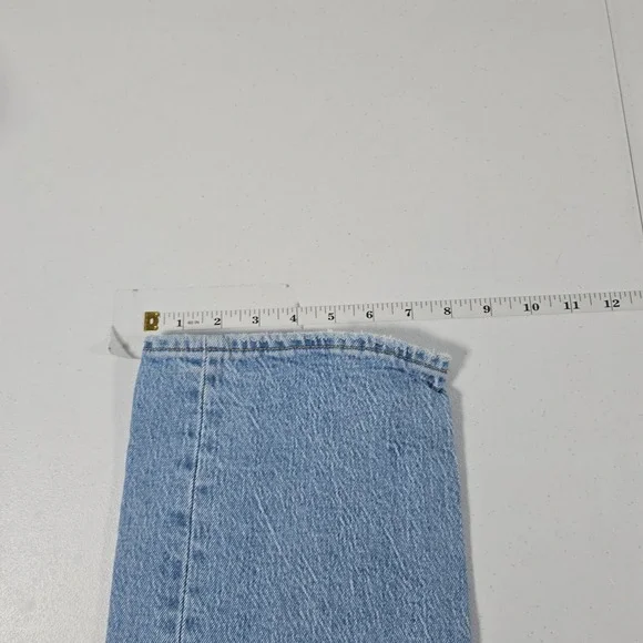 Levis Premium Ribcage Straight Ankle Jeans Womens 26 Light Wash Distressed 72693 - Picture 5 of 12